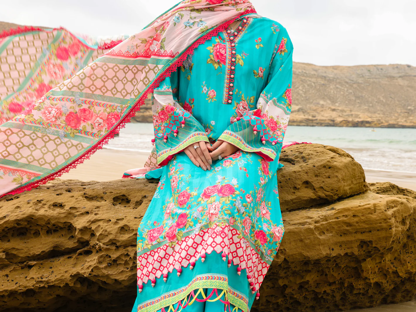 Ferozi Lawn 3 Piece Unstitched - ALP-3PS-2209 - Image 4
