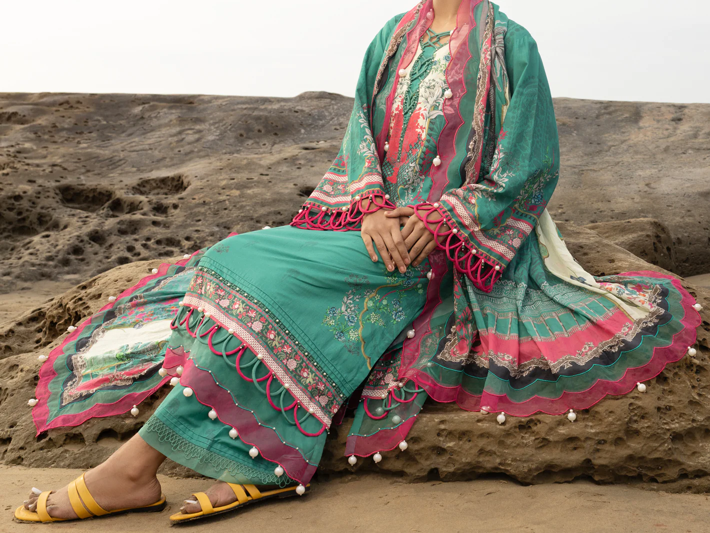Green Lawn 3 Piece Unstitched - ALP-3PS-2214 - Image 3