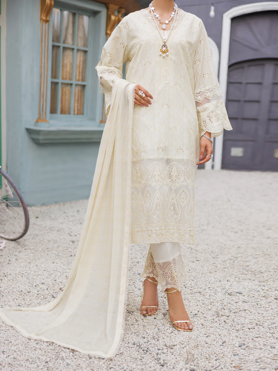 Off White Lawn 3Pc Unstitched - ALP-3PS-2273