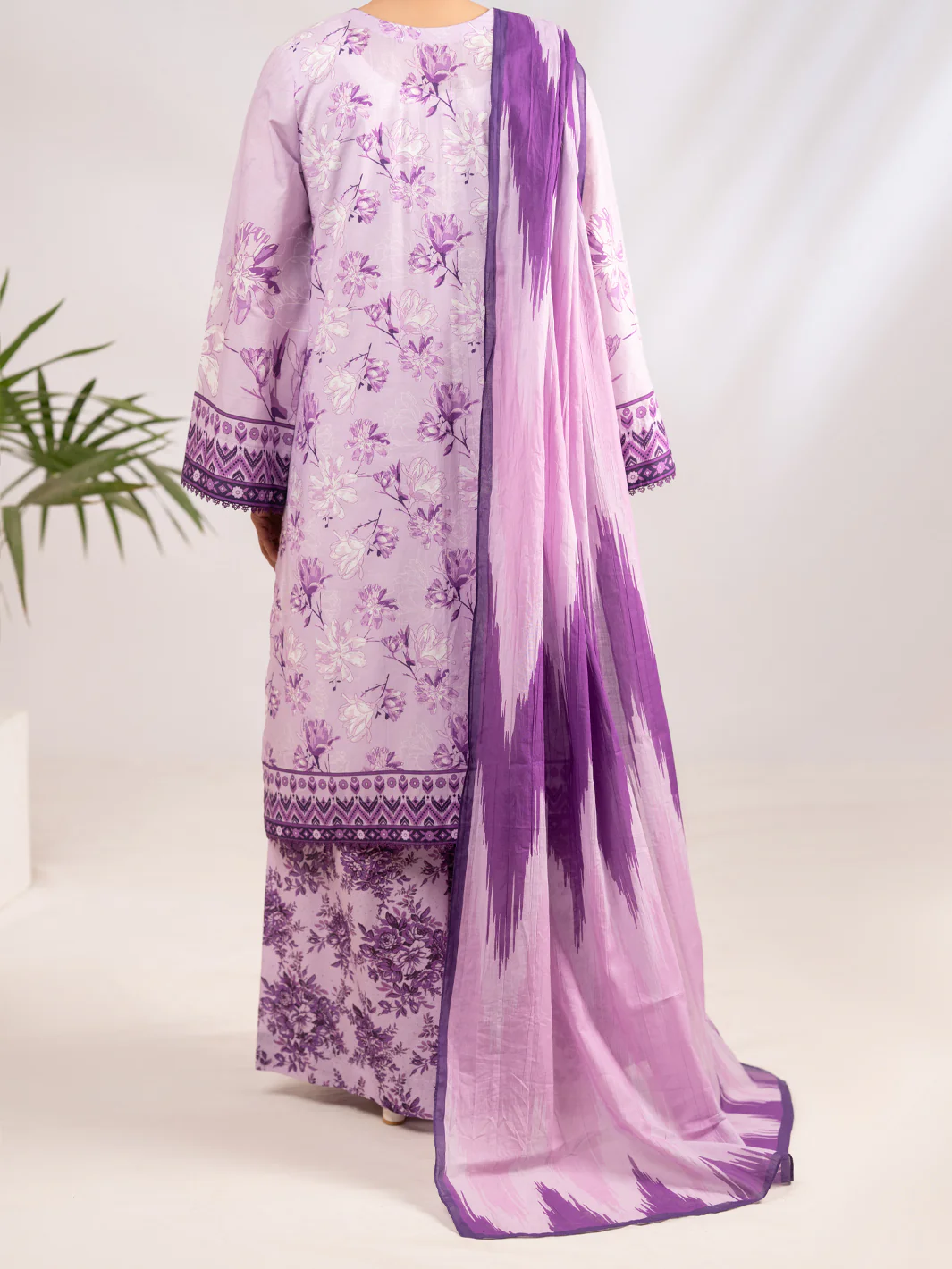 Light Purple Lawn 3Pc Stitched - ALP-3PS-2289 - Image 3