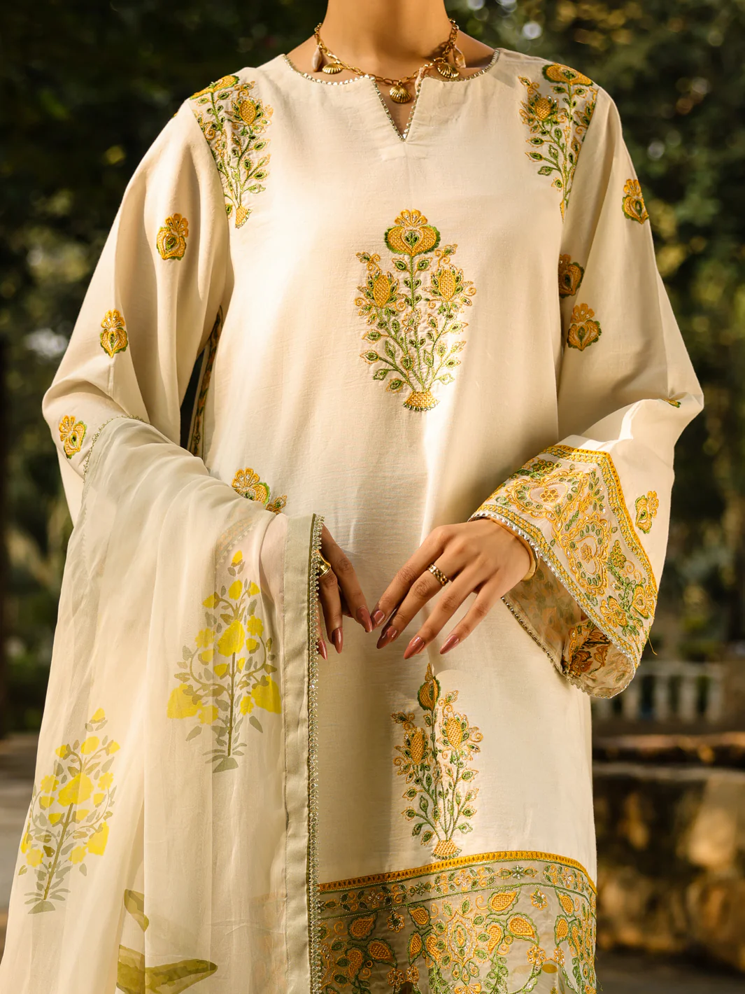 Off White Lawn Stitched 3Pc - ALP-3PS-2374 - Image 2