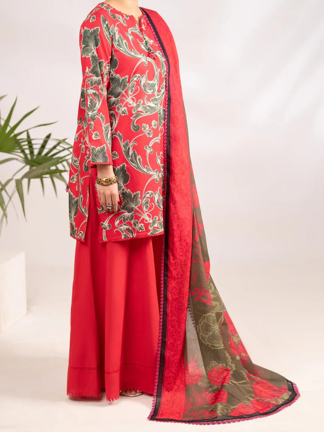 Fuchsia Lawn 3Pc Unstitched - ALP-3PS-2393 - Image 4