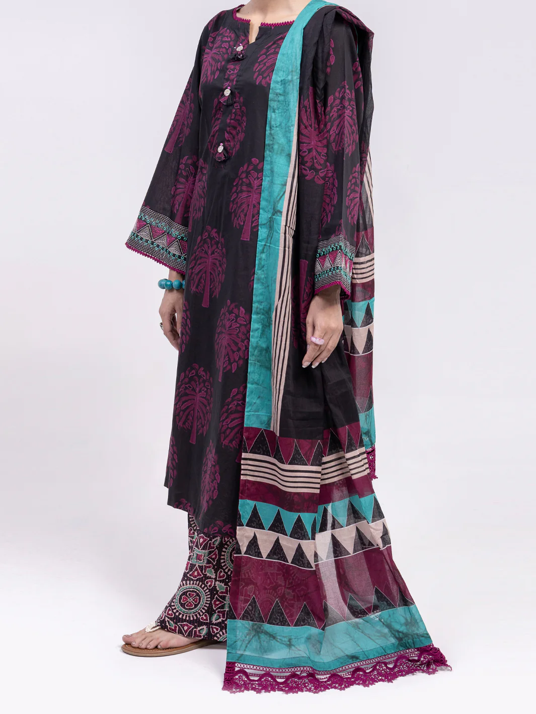 Fuchsia Lawn 3Pc Unstitched - ALP-3PS-2430 - Image 4
