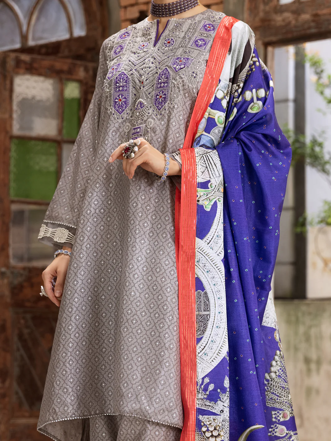 Grey Silk 3 Piece Stitched - ALP-3PS-426 - Image 3