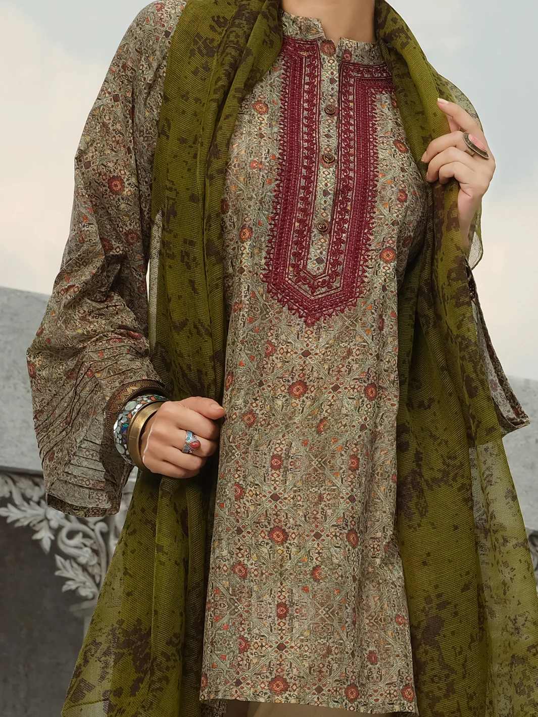 Green 3 Piece Stitched - ALP-3PS-811 - Image 3