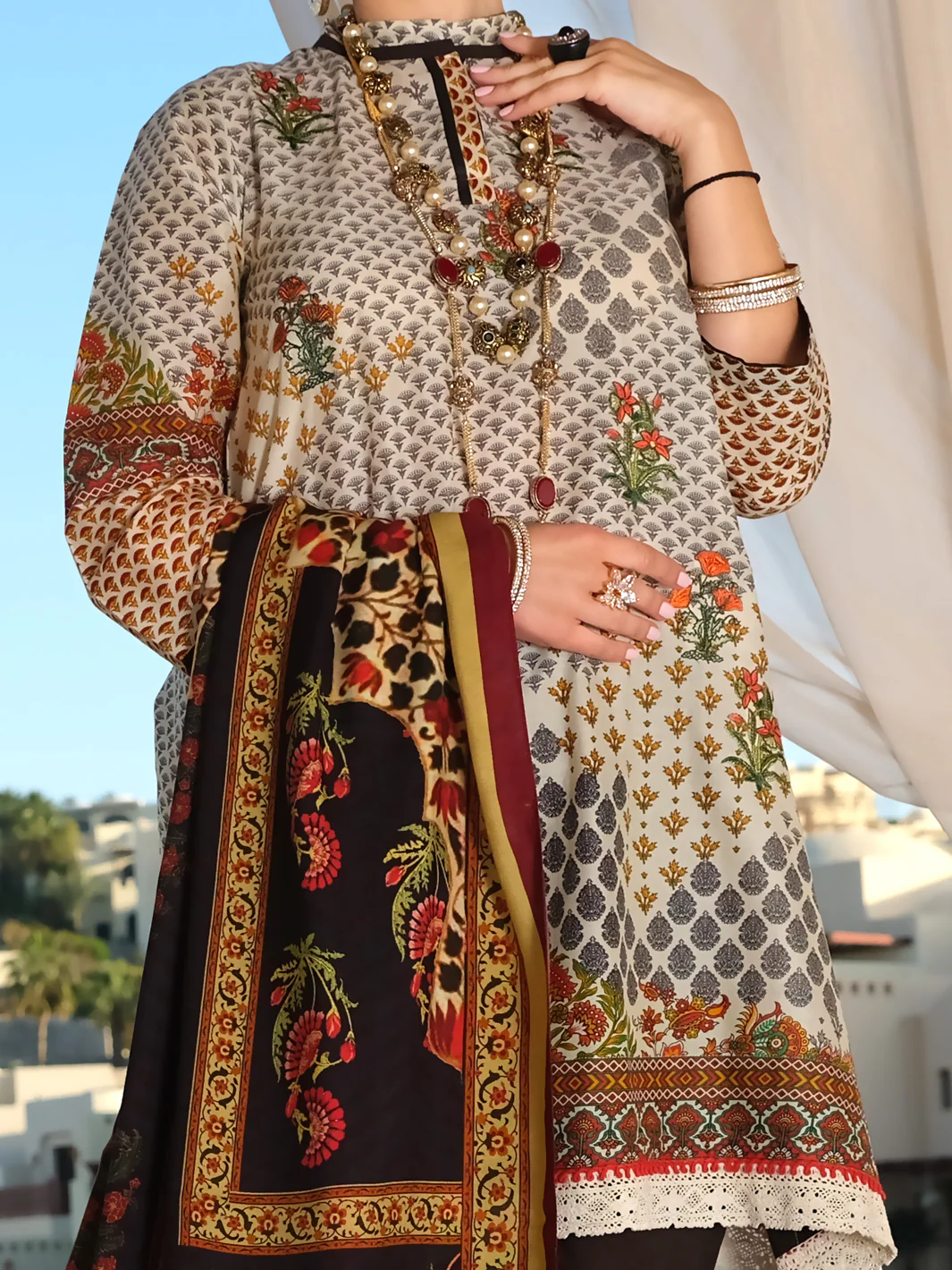 Beige Lawn 3 Piece Stitched - ALP-3PS-884 - Image 2