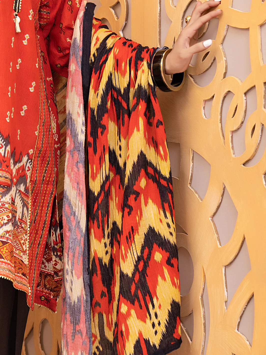 Red Lawn 3 Piece Stitched - ALP-936 - Image 4