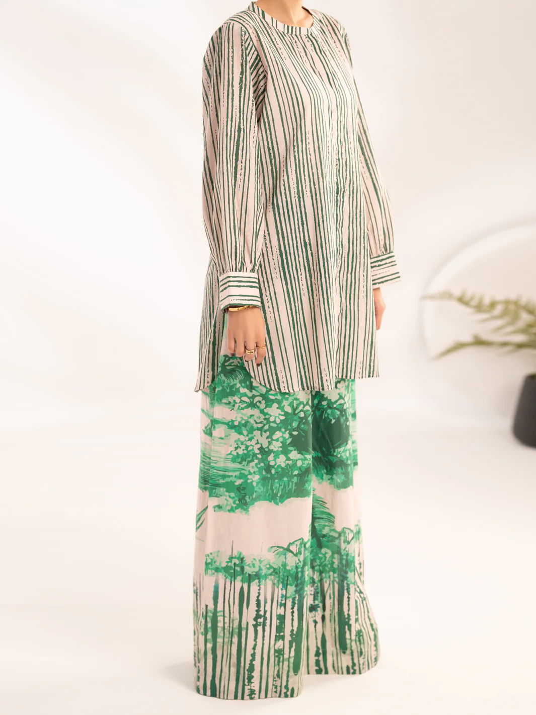 Off White 2Pc Stitched - ALP-LKS-2527 - Image 4