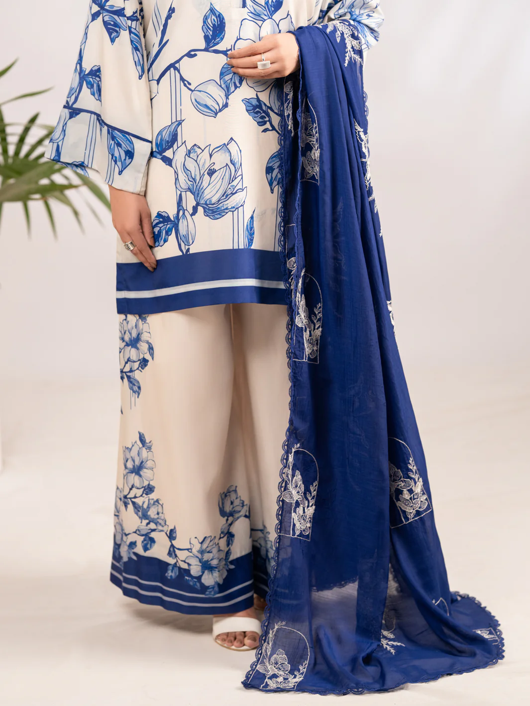 Blue Lawn Casual Dupatta - ALP-ST-2338