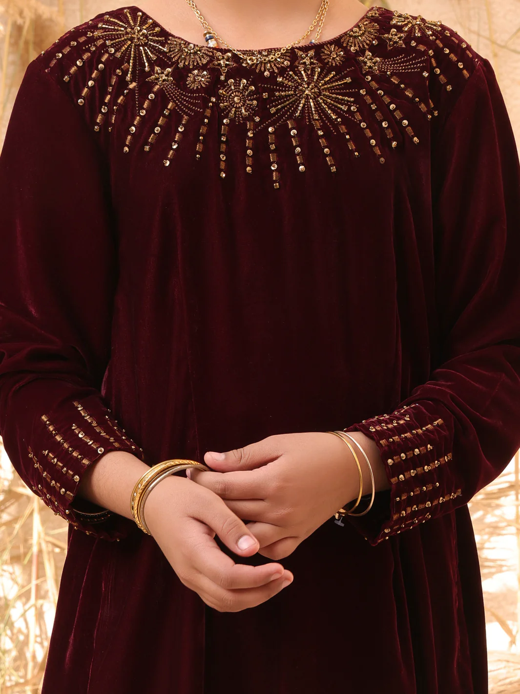 Maroon Velvet 2 Piece Stitched - ALT-2PS-LKS-1066A - Image 3