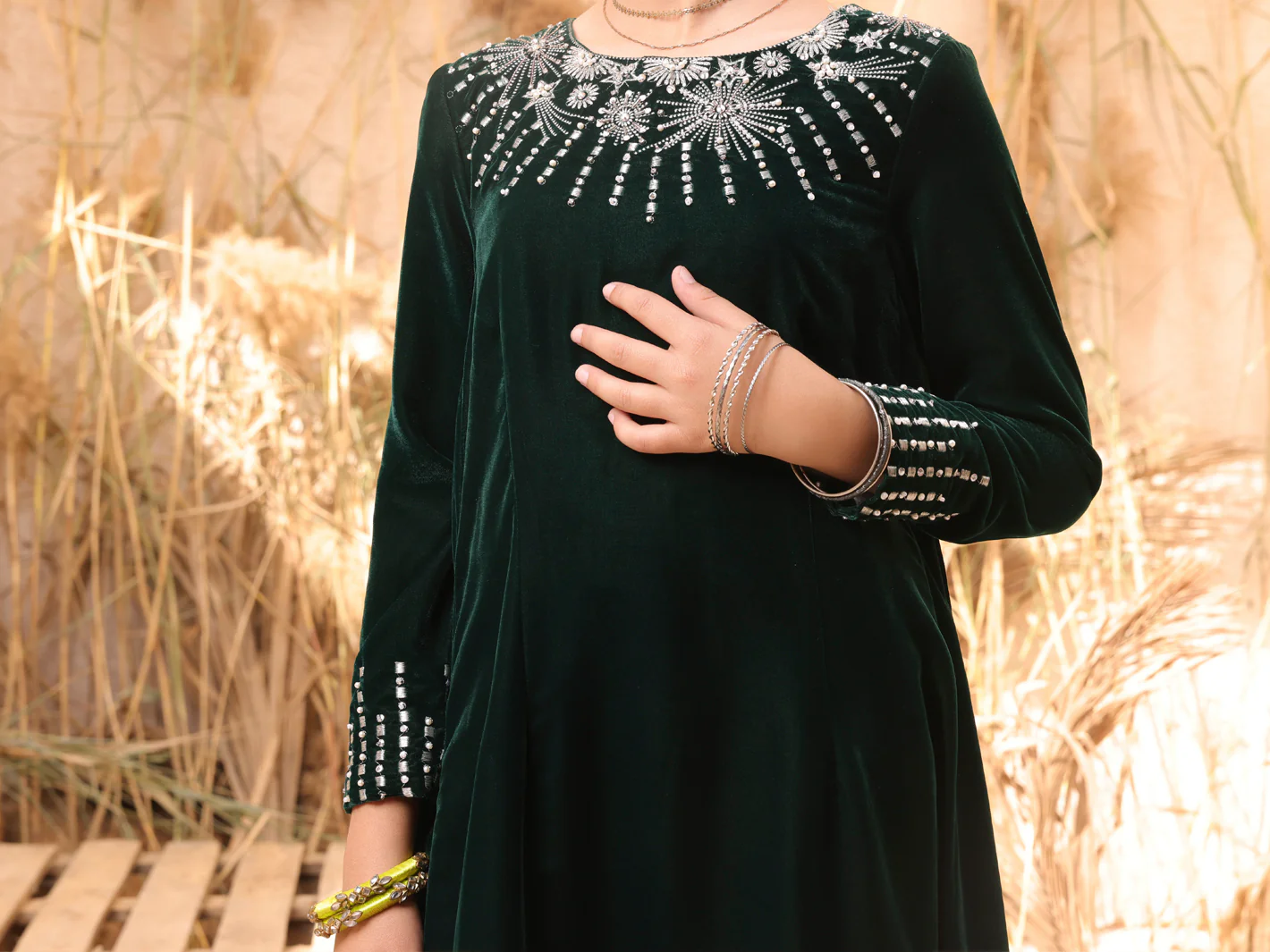 Green Velvet 2 Piece Stitched - ALT-2PS-LKS-1066B - Image 4