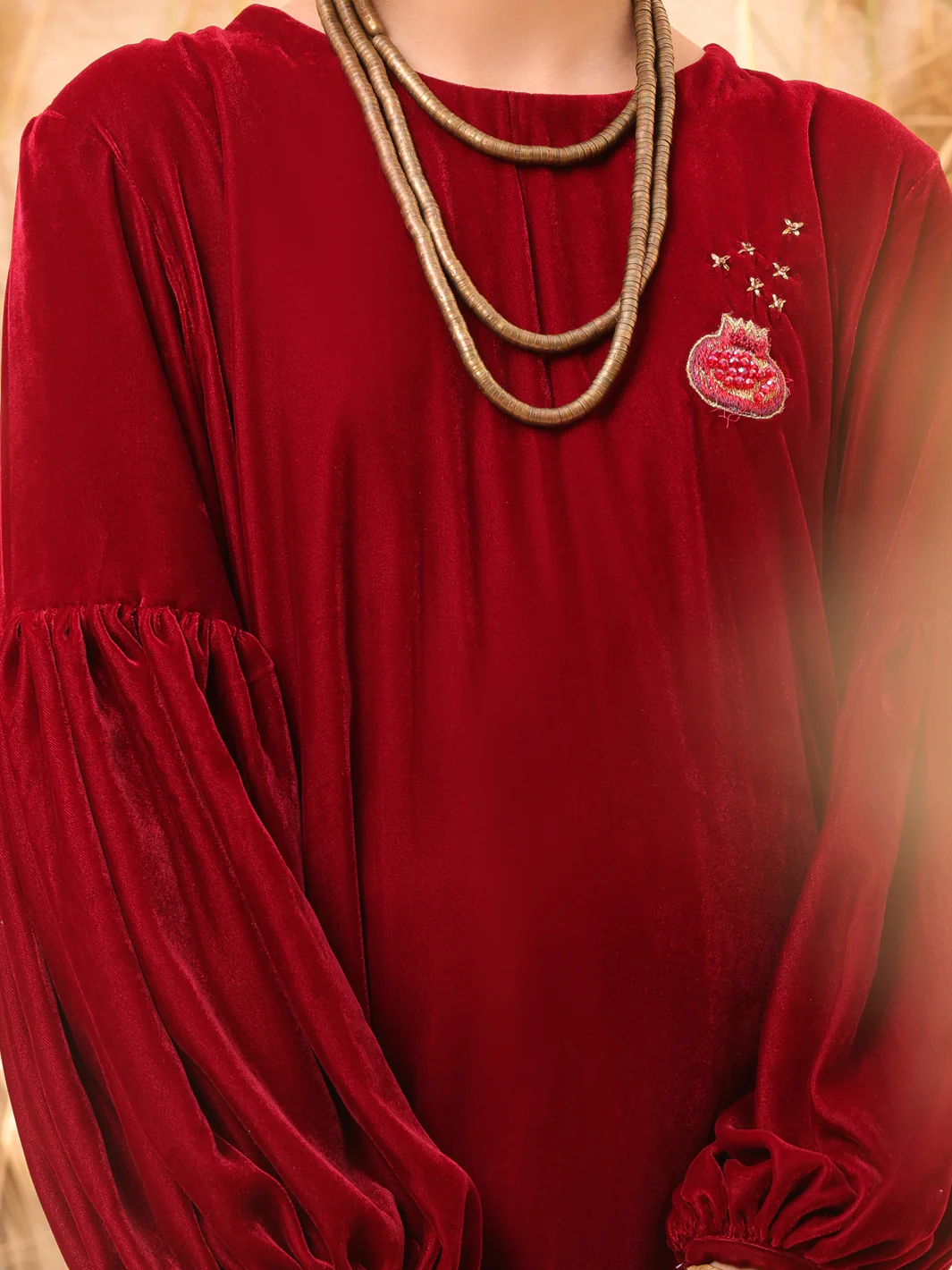 Maroon Velvet 2 Piece Stitched - ALT-2PS-LKS-1068 - Image 4