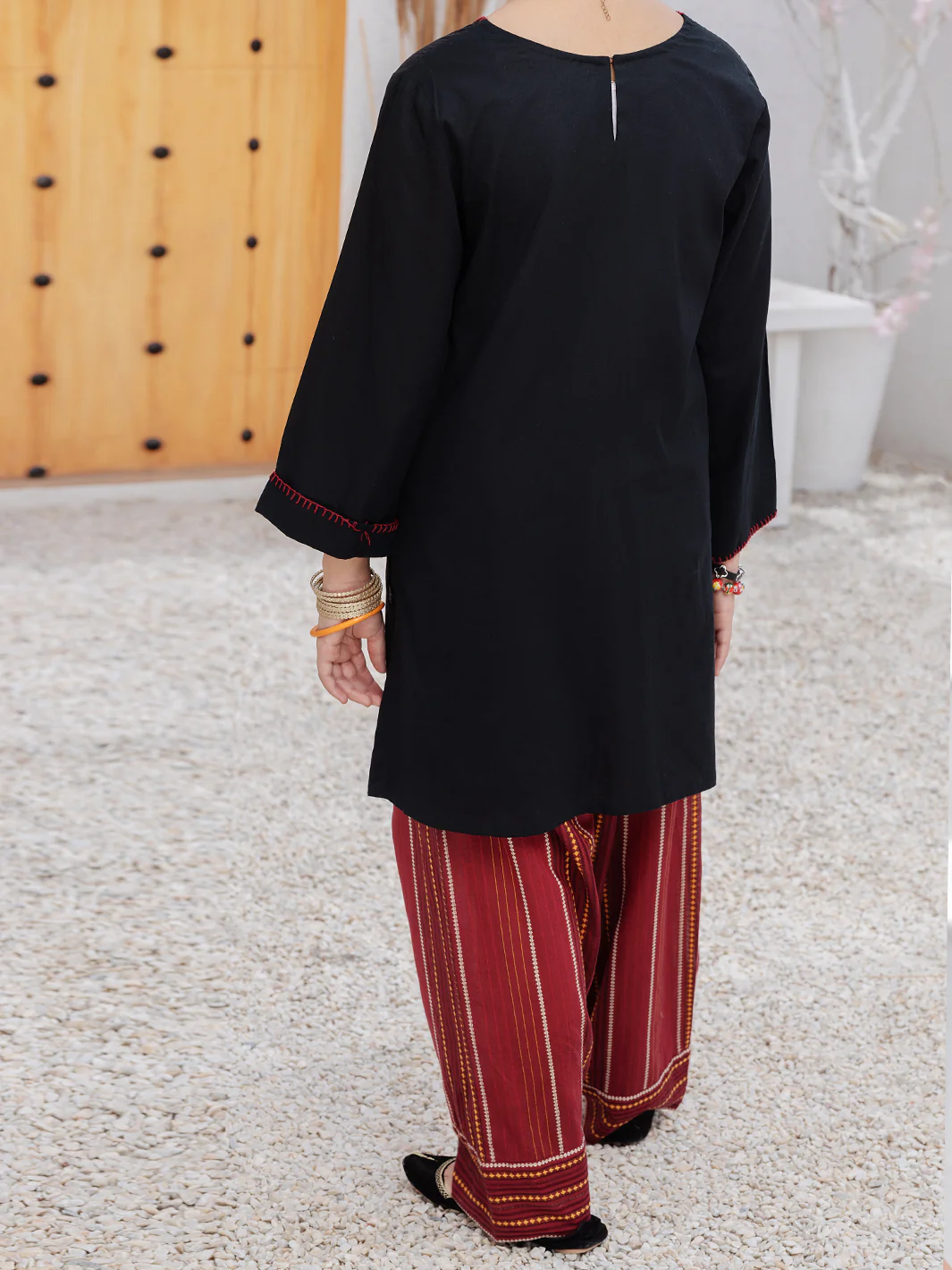 Black Cambric 2 Piece Stitched - ALT-2PS-LKS-1076 - Image 4