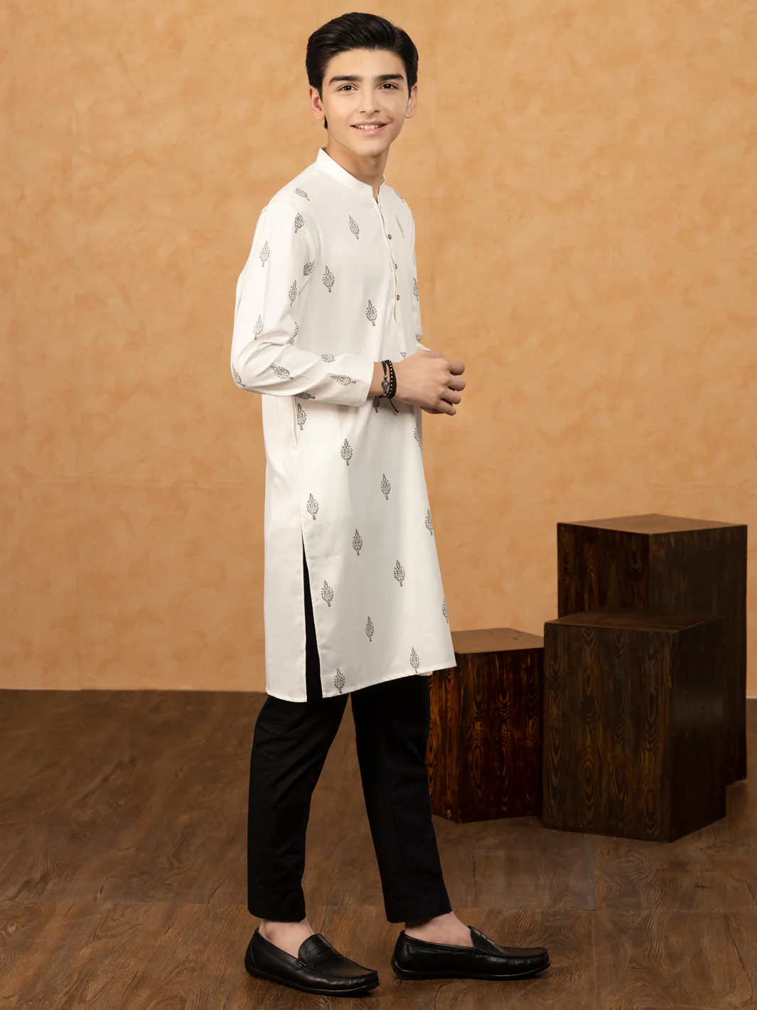 White Blended Kurta - ALT-K-047A