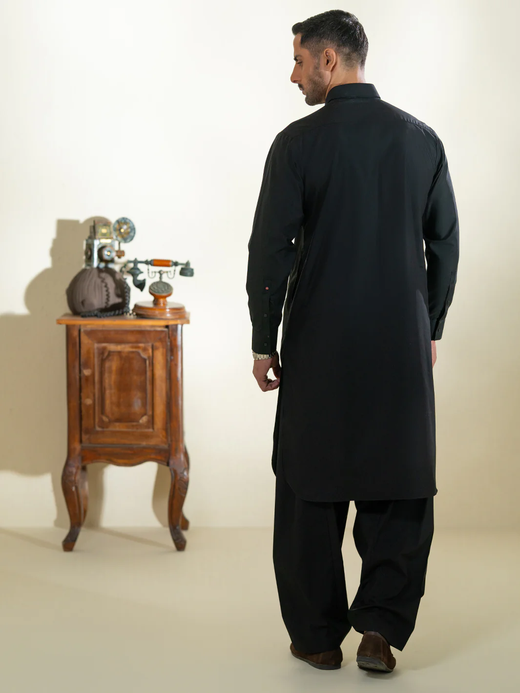 Black Kameez Shalwar - ALWA-KS-595 - Image 3