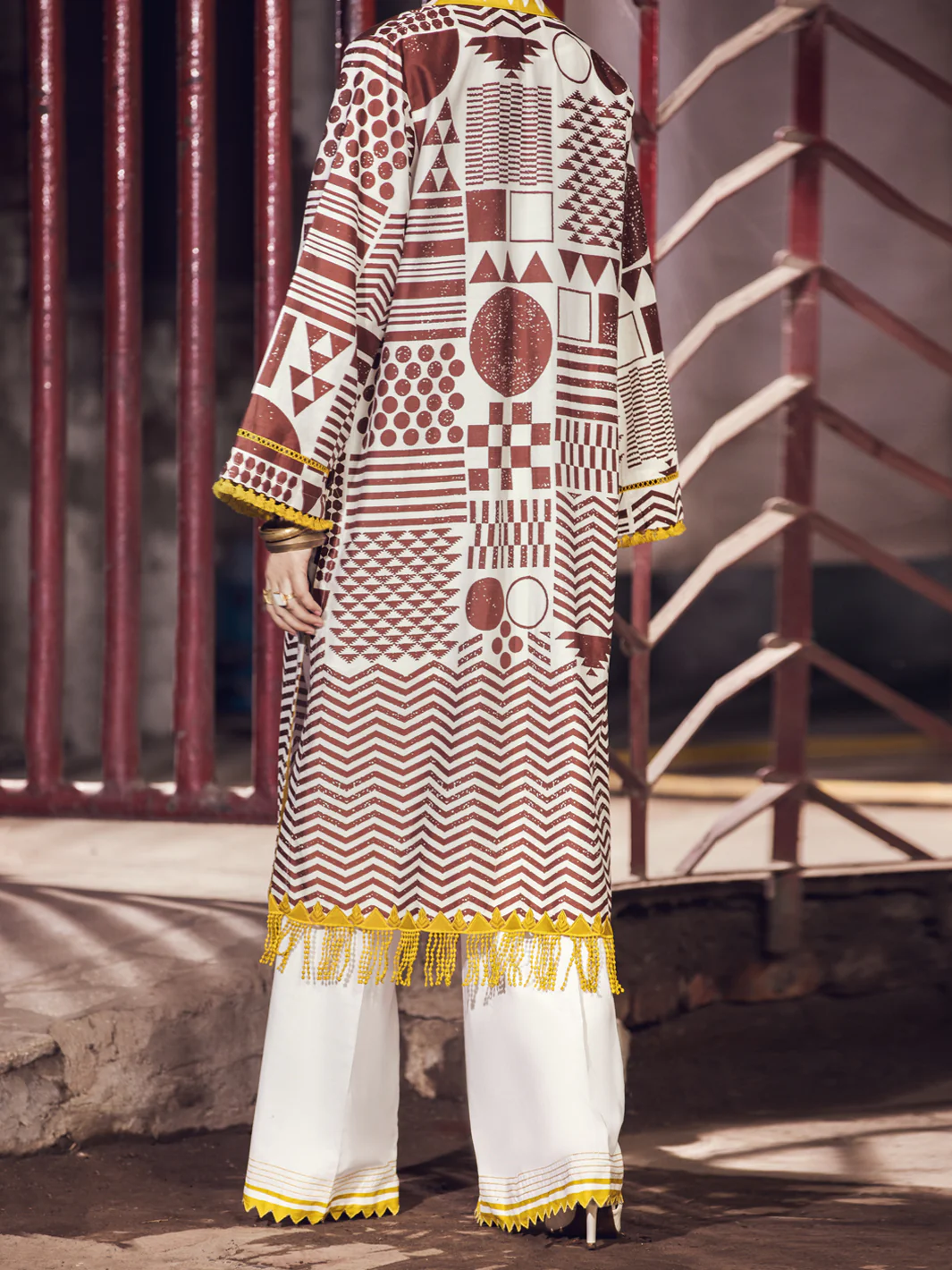 Brown Cambric 2 Piece Unstitched - AWP-2PS-363 - Image 2