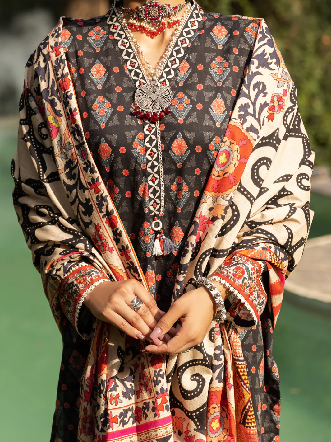 Charcoal Cambric 2 Piece Unstitched - AWP-2PS-585 - Image 3