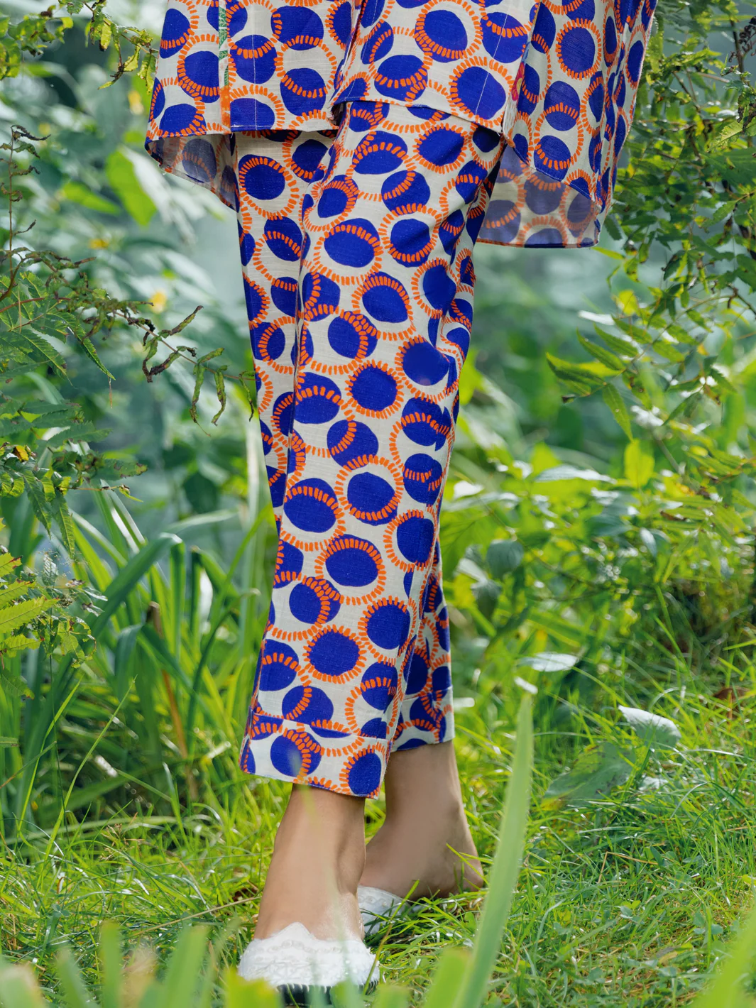 Blue Khaddar 2 Piece Stitched - AWP-2PS-LKS-606B - Image 3