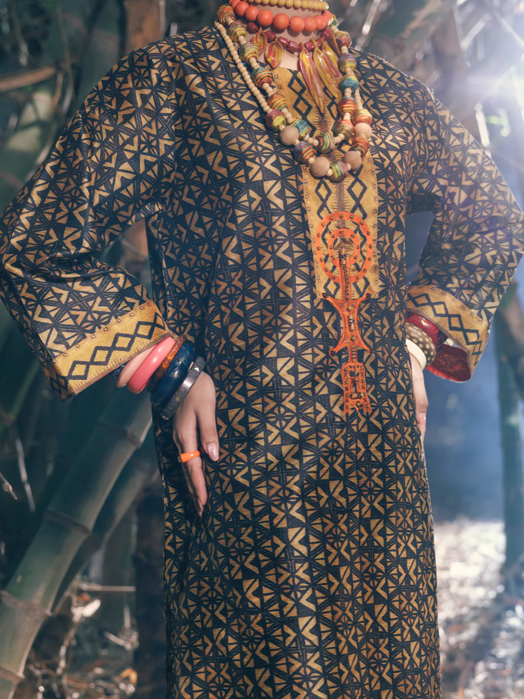 Brown Raw Silk 2Pc Stitched - AWP-2PS-LKS-677 - Image 3