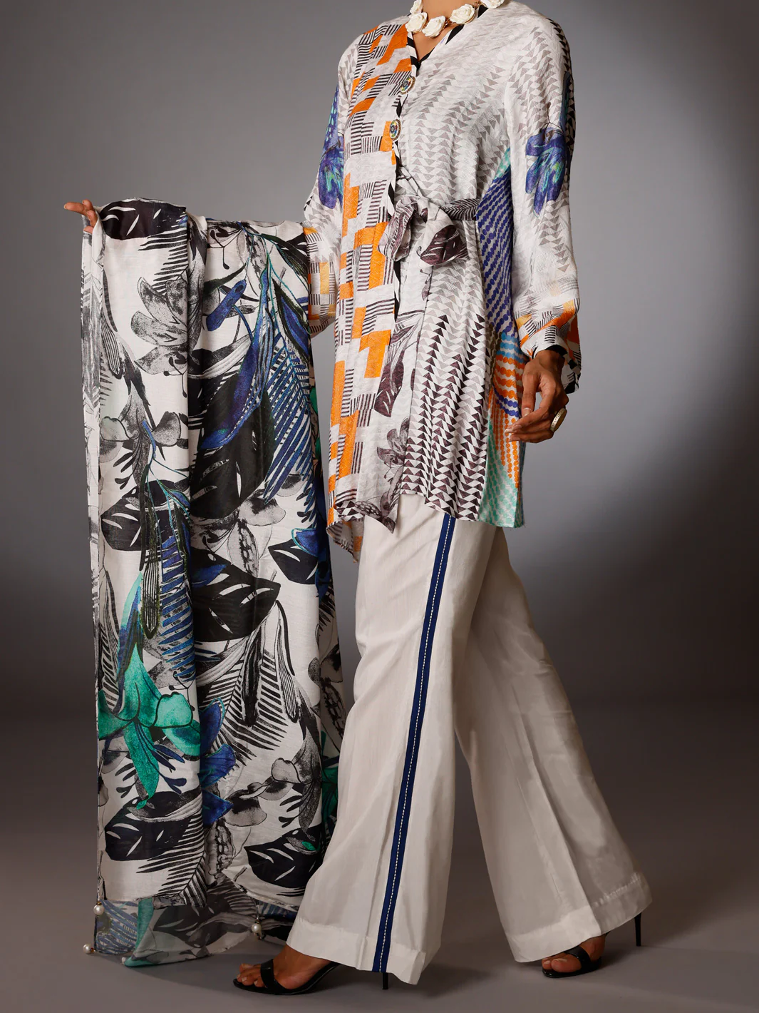 Grey Silk Jacquard 3 Piece Stitched - AWP-3PS-263 - Image 3