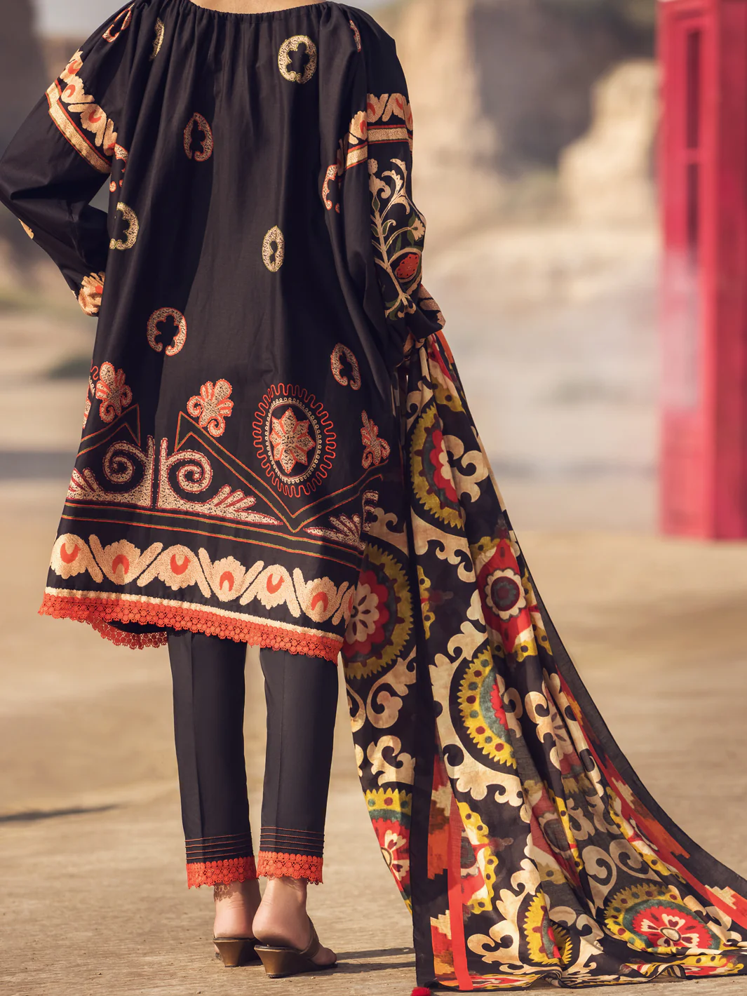 Black Cambric 3 Piece Stitched - AWP-3PS-328 - Image 2