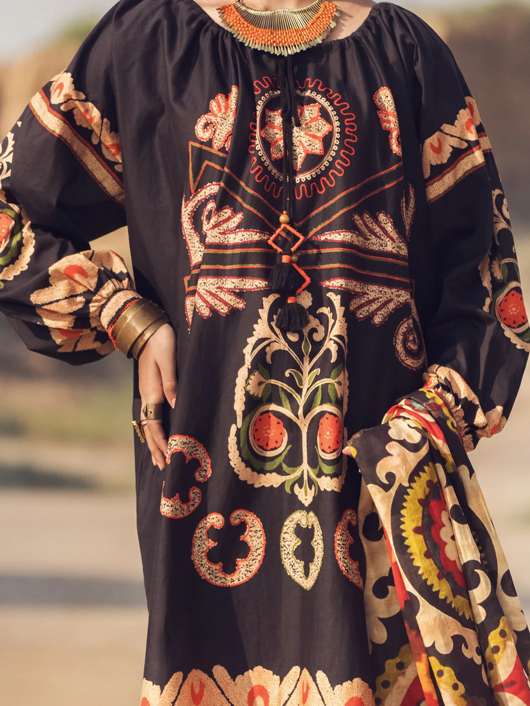 Black Cambric 3 Piece Stitched - AWP-3PS-328 - Image 5