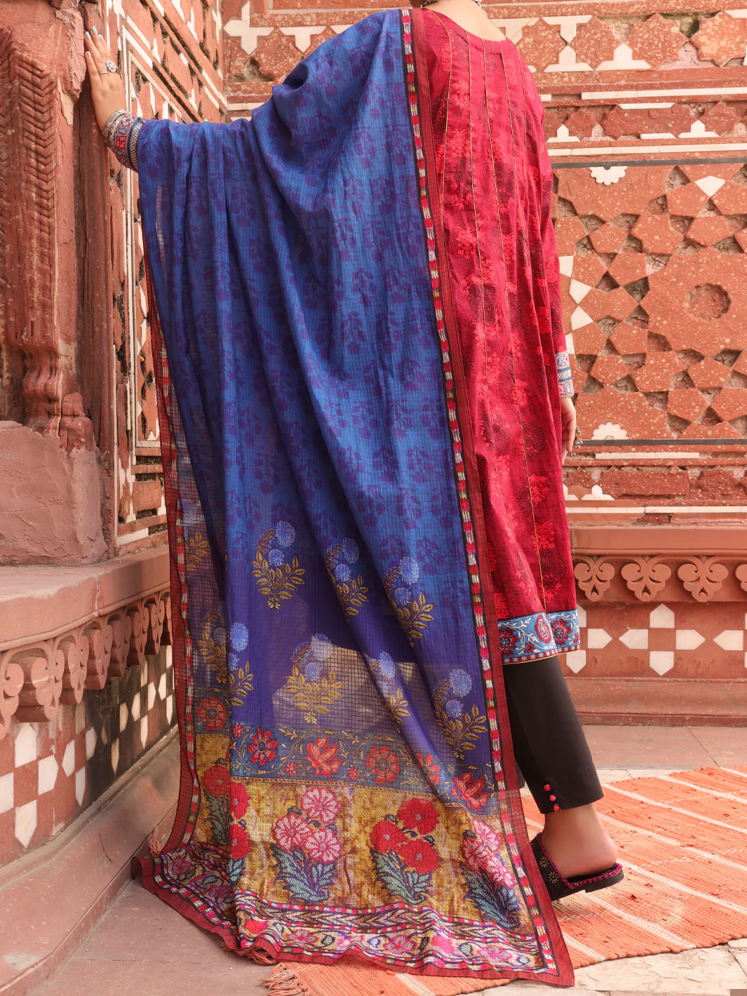 Red Cambric 3 Piece Stitched - AWP-3PS-401 - Image 2