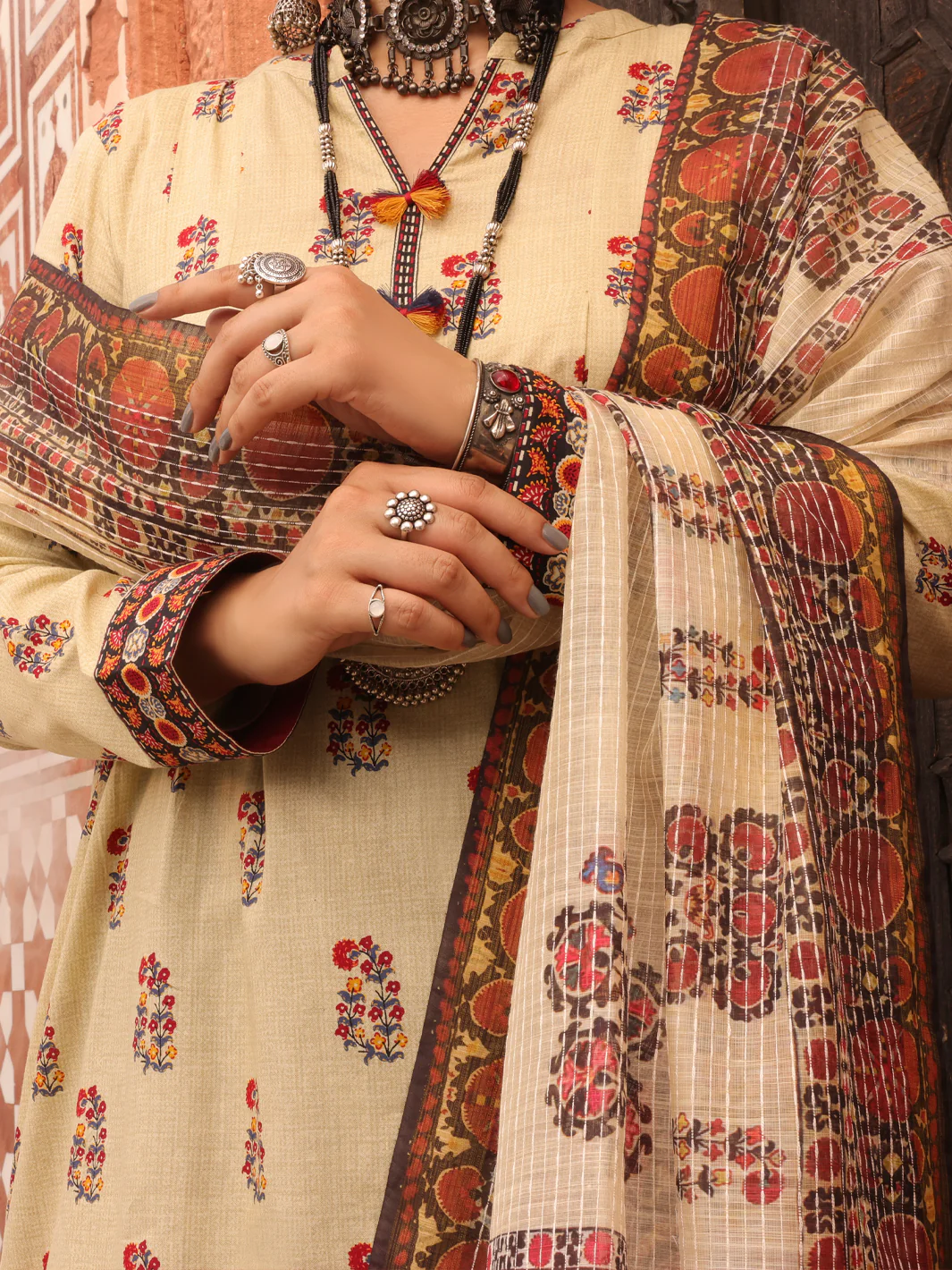 Ivory Cambric 3 Piece Stitched - AWP-3PS-409 - Image 3