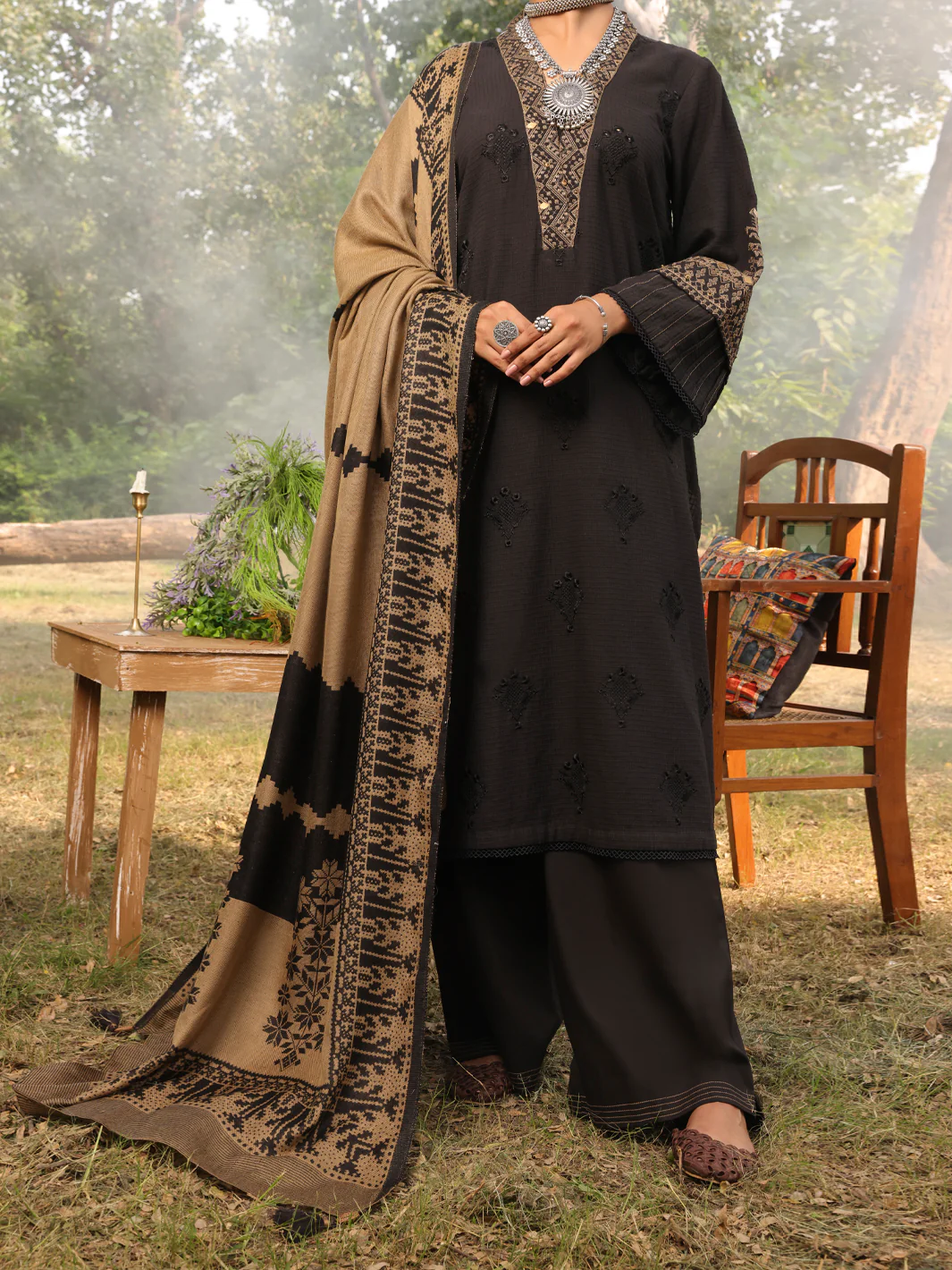 Black Dobby Unstitched 3 Piece - AWP-3PS-421 - Image 4