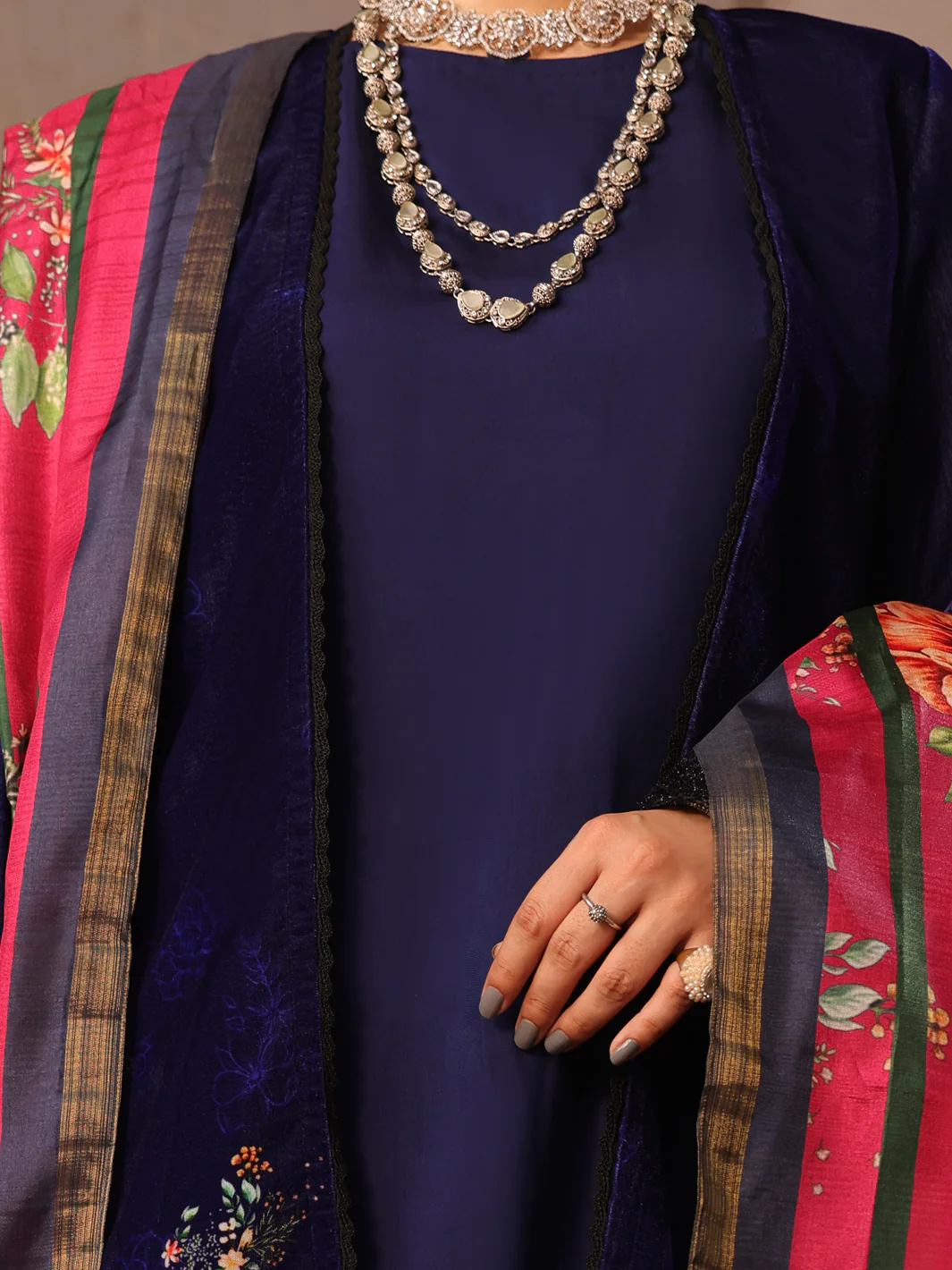 Dark Blue Velvet Unstitched 3 Piece - AWP-3PS-445 - Image 4