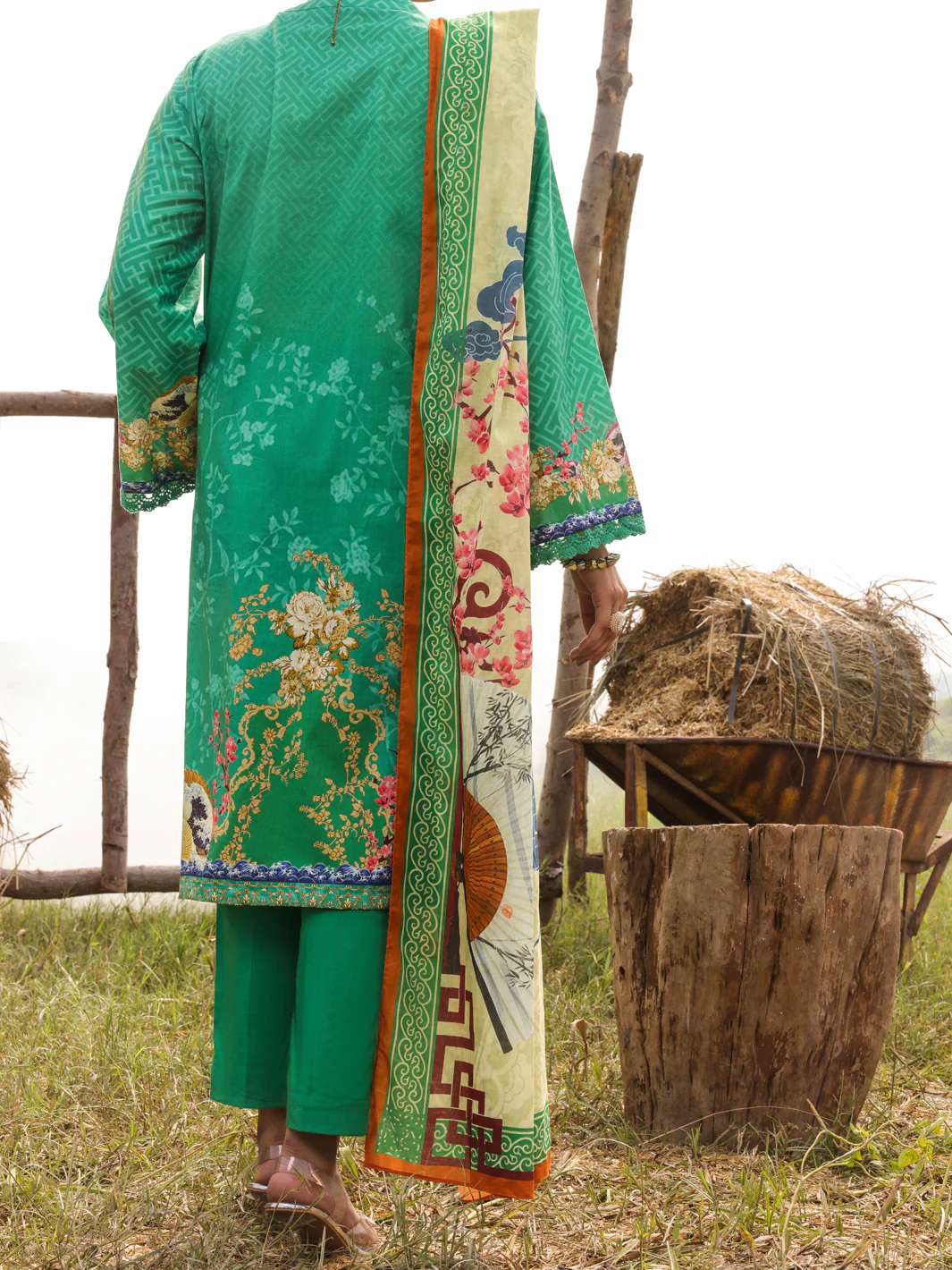 Green Cambric Unstitched 3 Piece - AWP-3PS-519 - Image 2