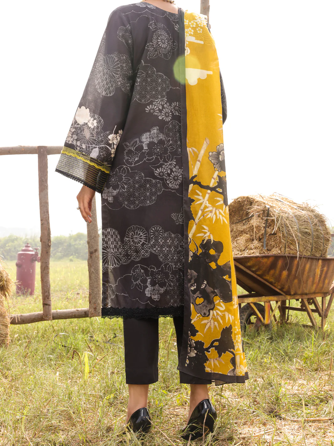 Black Cambric Unstitched 3 Piece - AWP-3PS-521 - Image 2