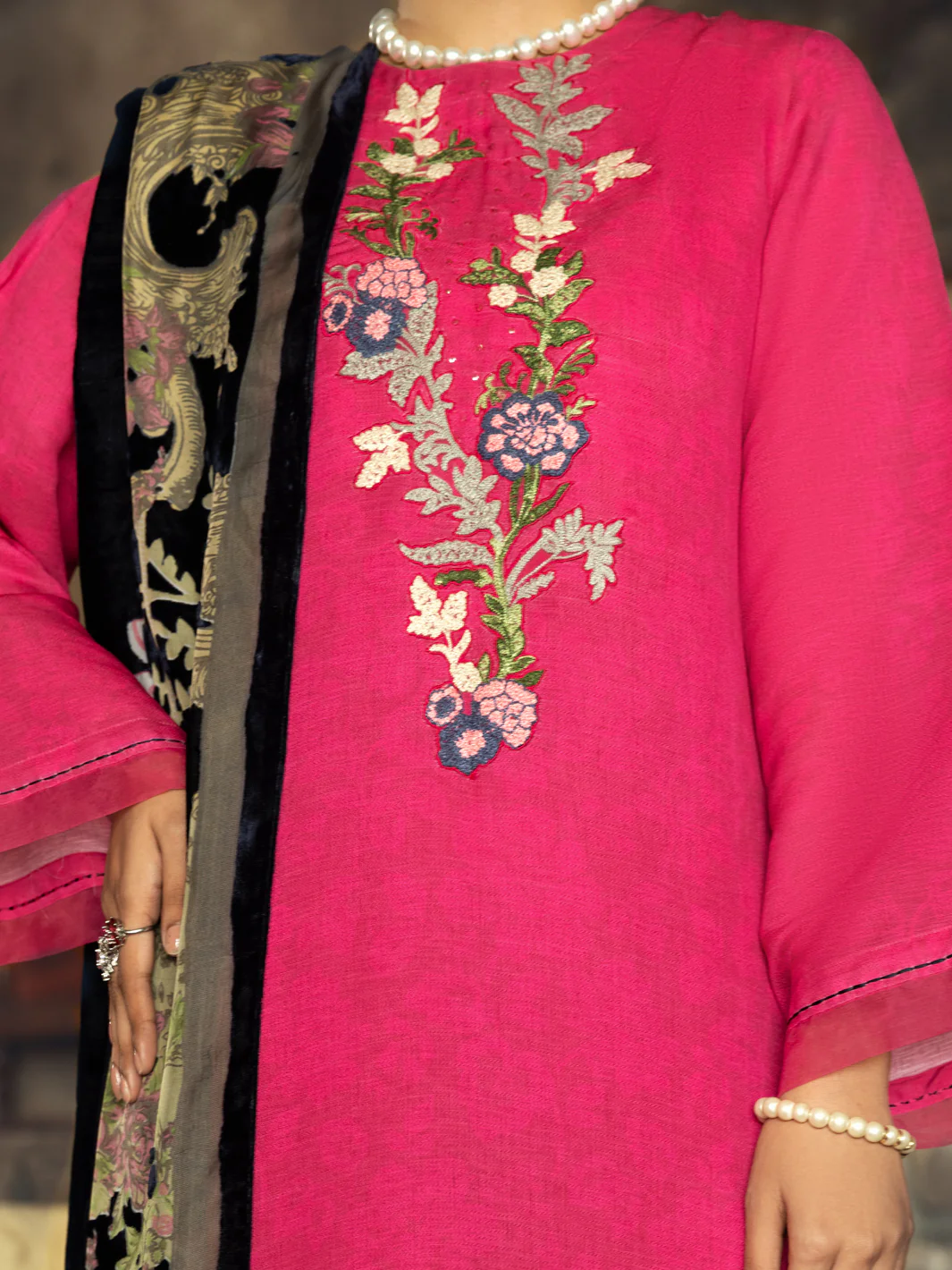Pink Jacquard 3Pc Stitched - AWP-3PS-541 - Image 3