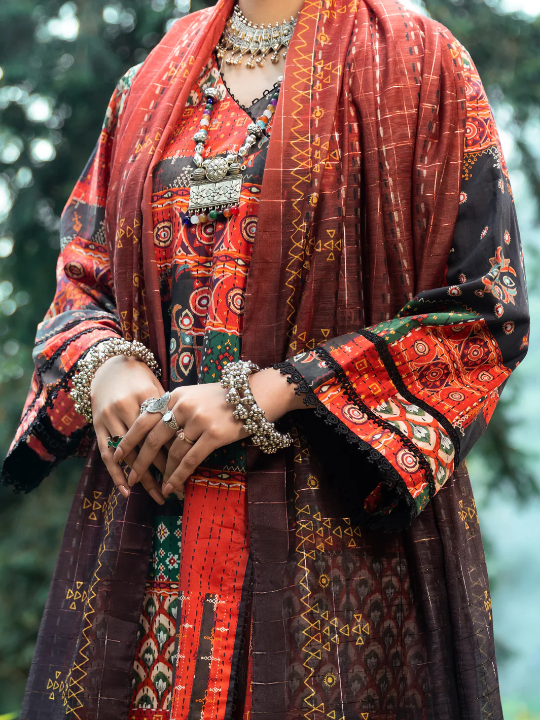 Red Cambric 3 Piece Stitched - AWP-3PS-547 - Image 3