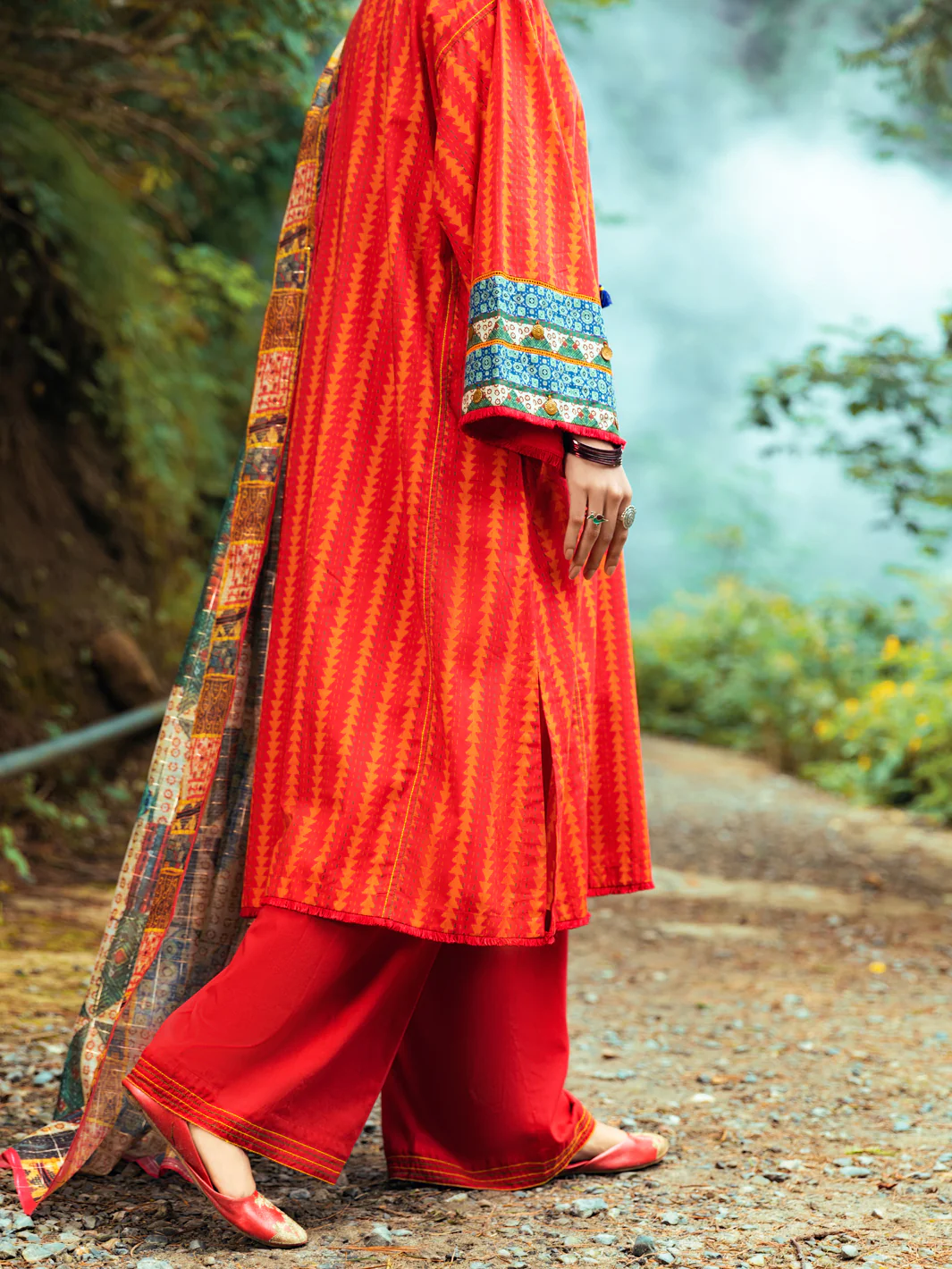 Red Cambric 3 Piece Stitched - AWP-3PS-549 - Image 3