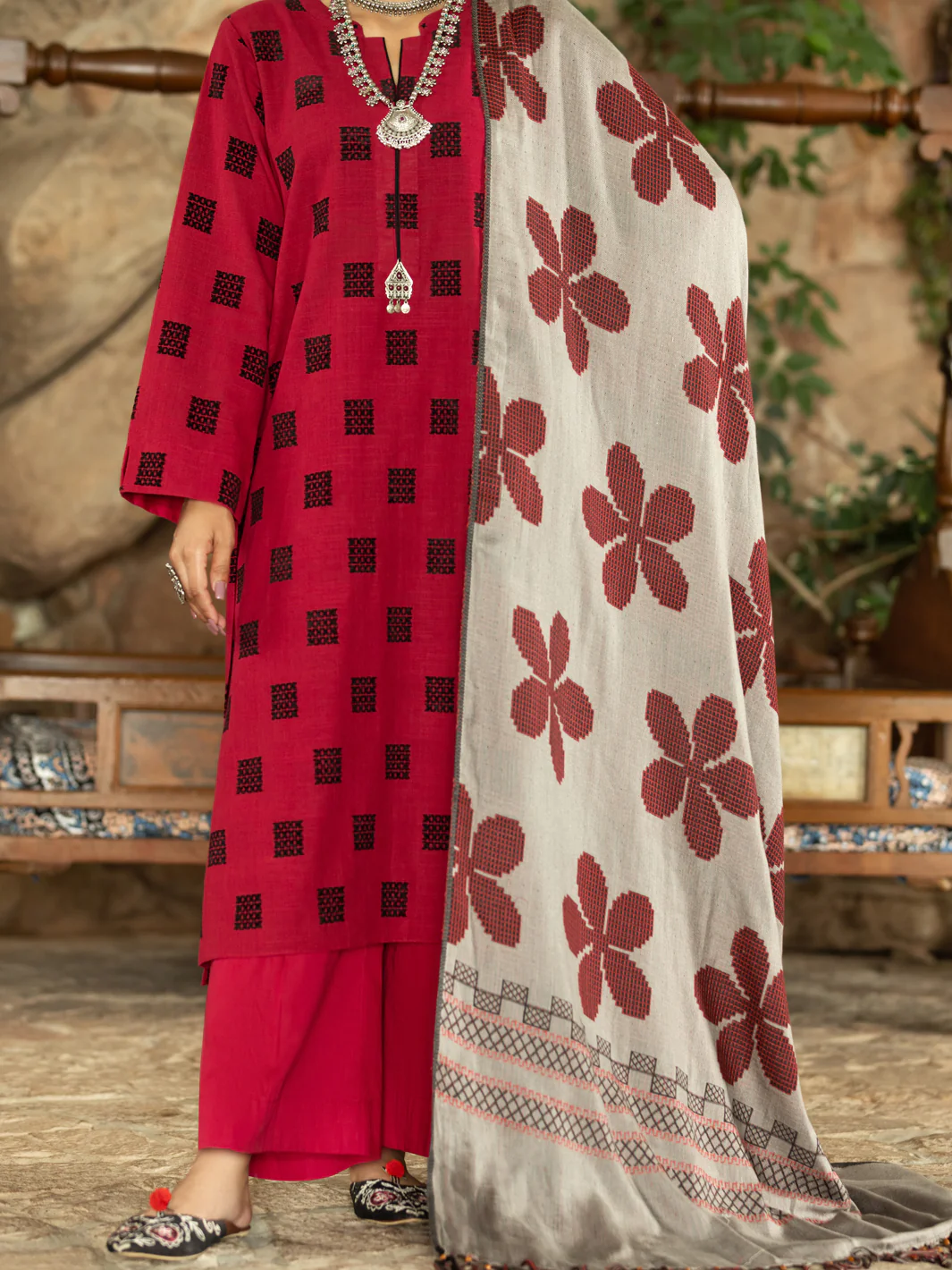 Red Velvet Jacquard 3 Piece Unstitched - AWP-3PS-572 - Image 3