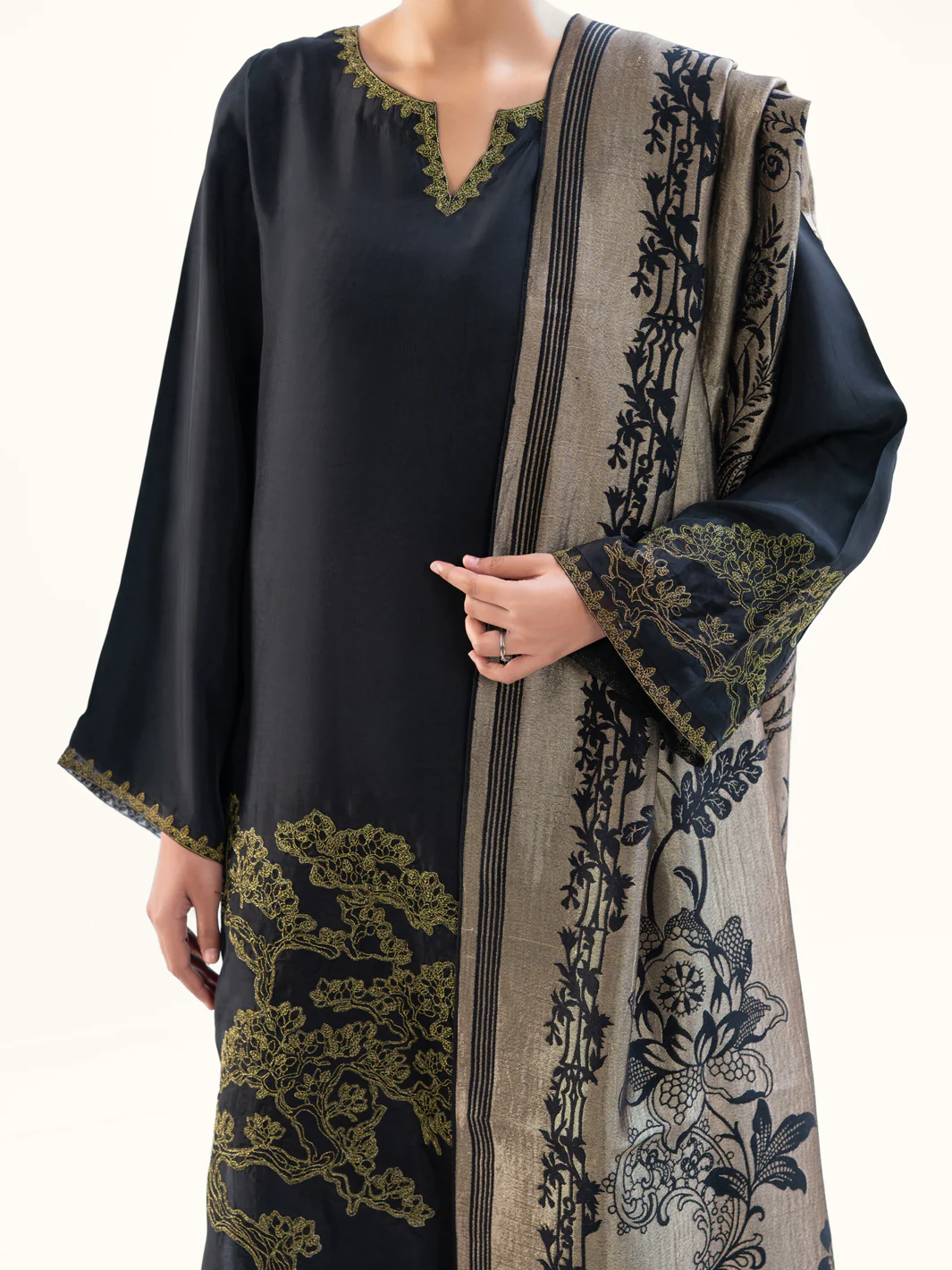 Black Taffeta Silk 3Pc Unstitched - AWP-3PS-777 - Image 4