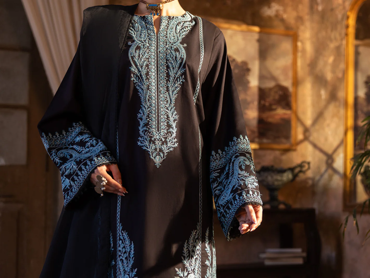 Black Cotton Lawn Unstitched 3 Piece - ALP-3PS-2719 - Image 5