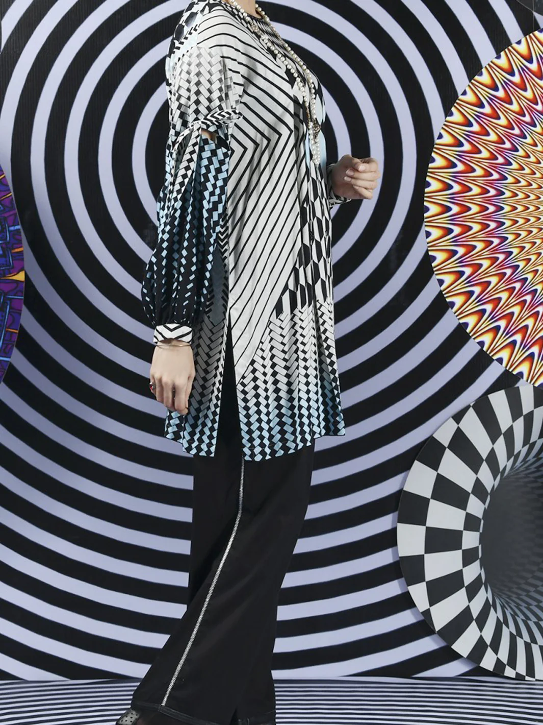 Black Linen Tunic - LK-213 - Image 3