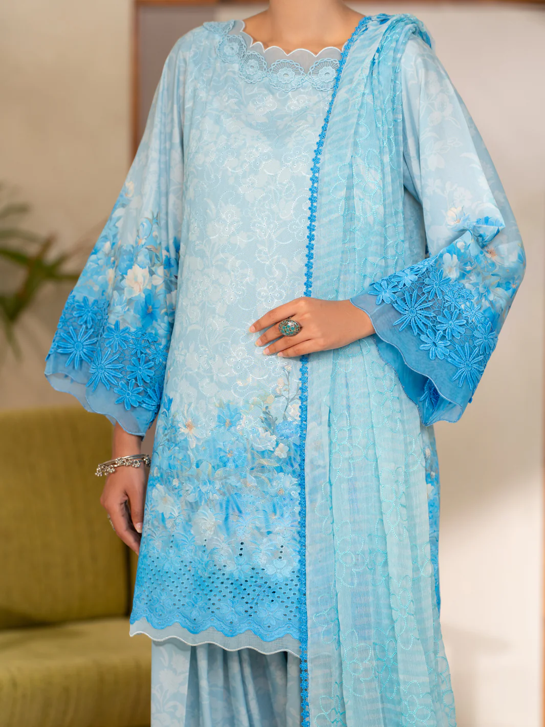 Ice Blue Silk Lawn Unstitched 3PC - ALP-3PS-2415 - Image 2