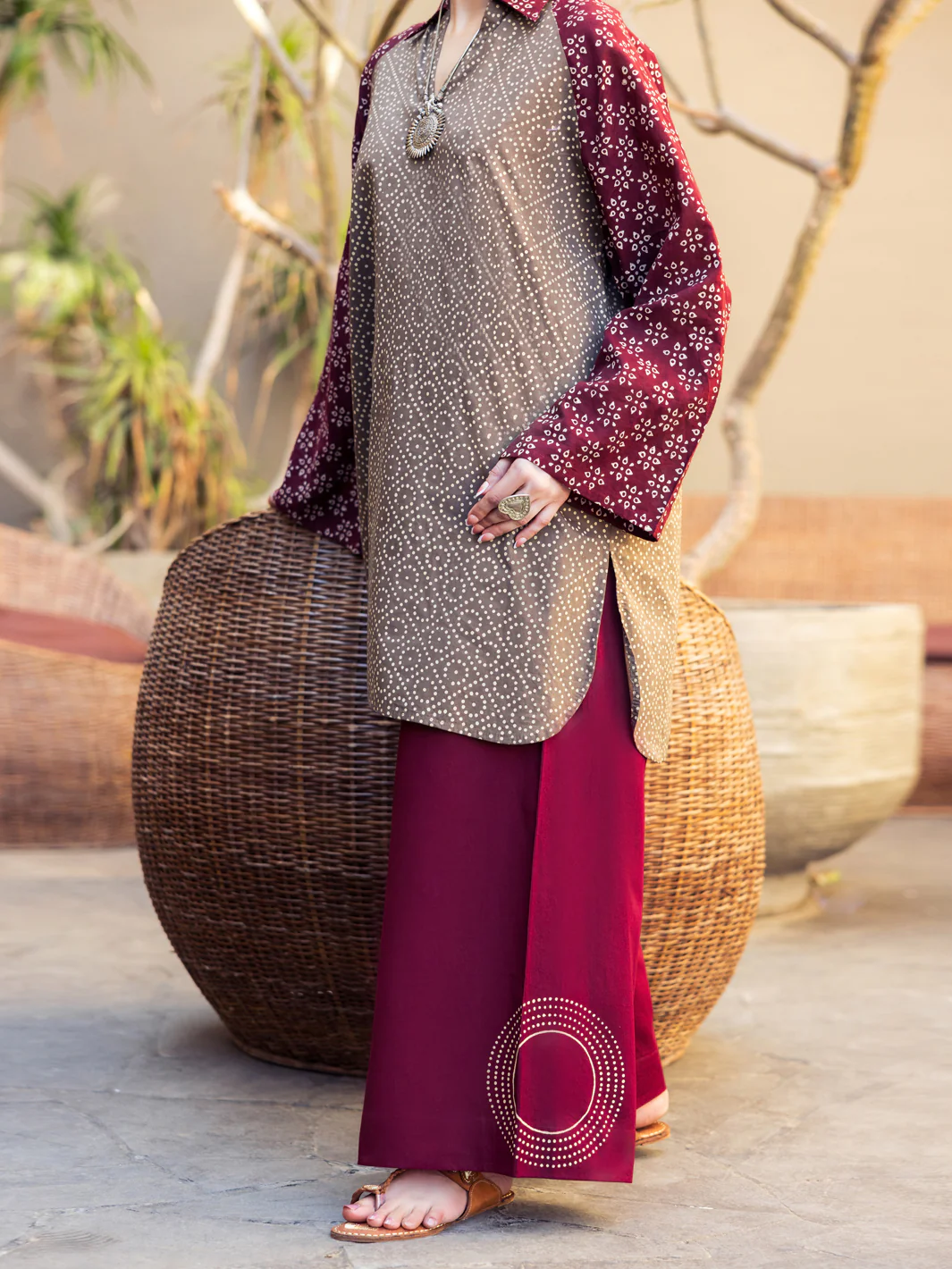 Maroon Lawn 2Pc Stitched - ALP-2PS-LKS-2843 - Image 3