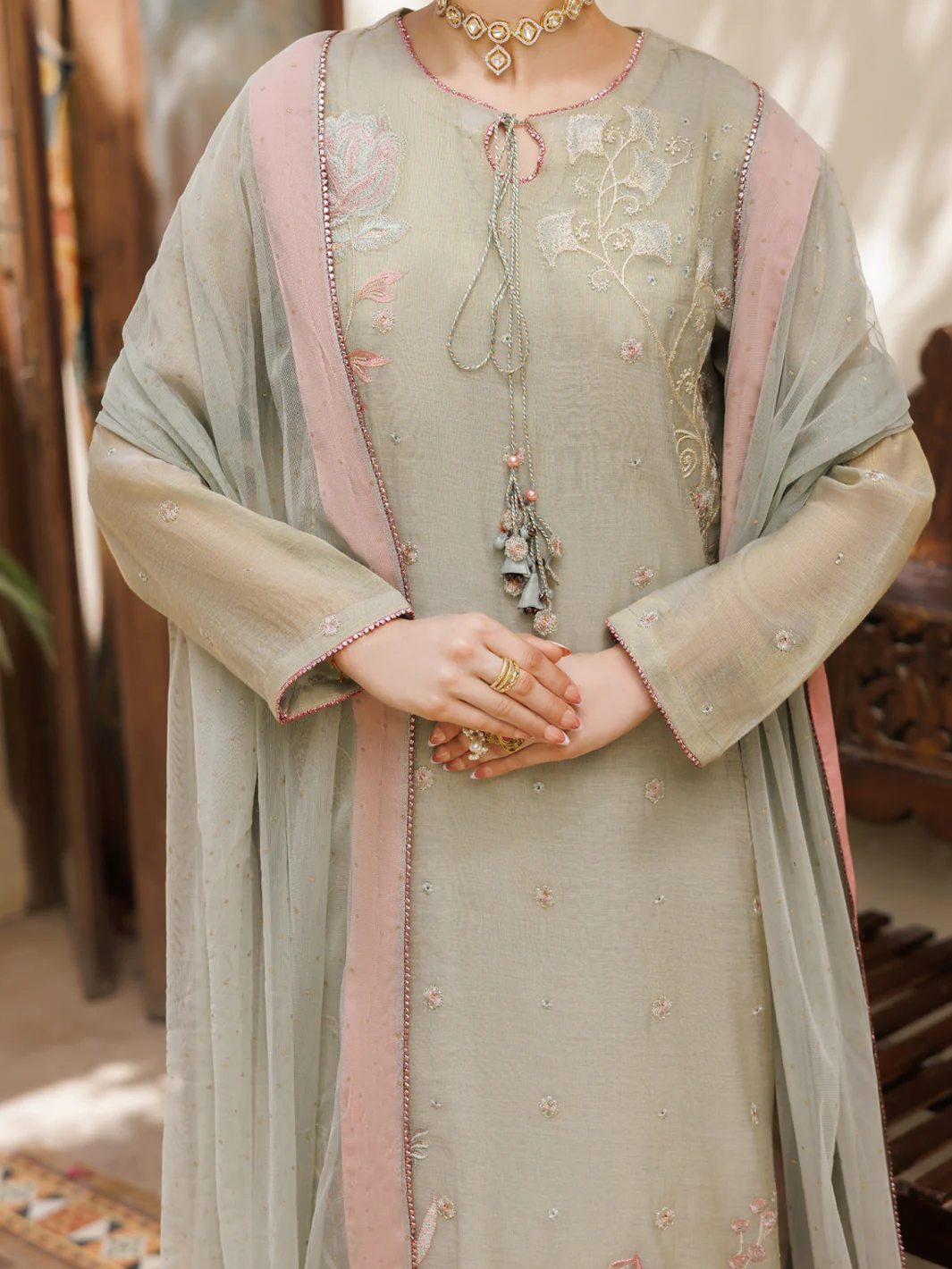 Pistachio Green Formal Stitched 3Pc - AL-3PS-LS-626 - Image 3