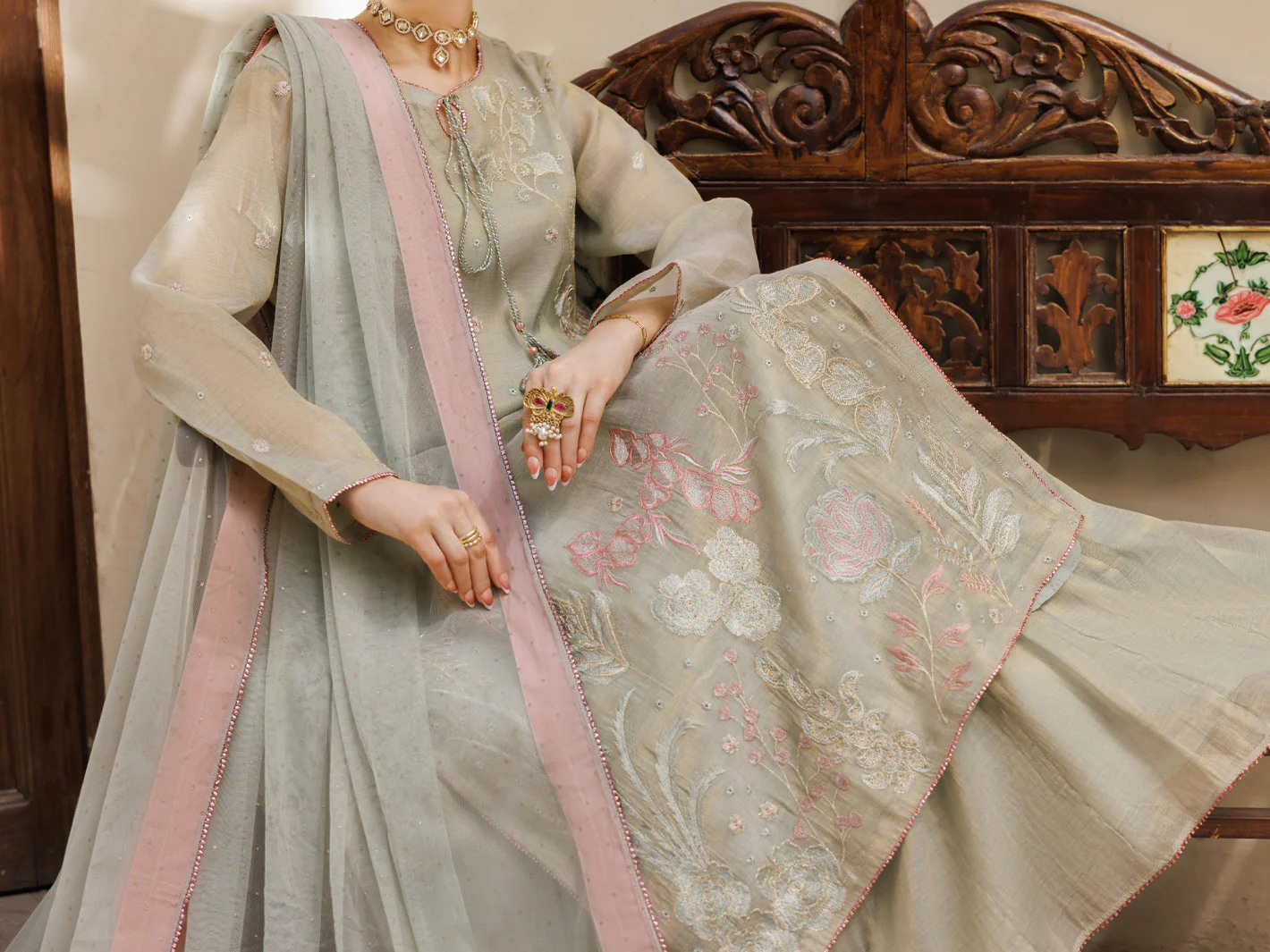 Pistachio Green Formal Stitched 3Pc - AL-3PS-LS-626 - Image 4