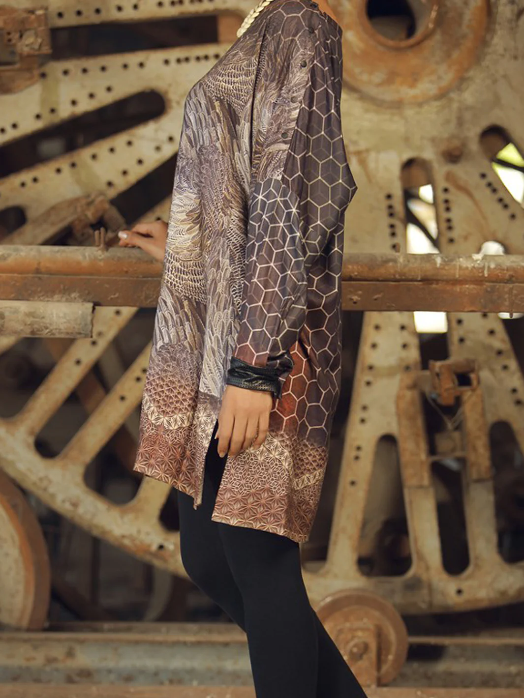 Red Tunic - LK-154 - Image 3