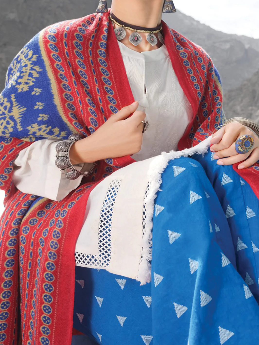 White Karandi 3 Piece Stitched - AWP-227 - Image 3